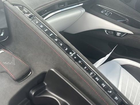Used 2023 Chevrolet Corvette Stingray Premium Conv w/ Z51 Performance Package RWD image 27