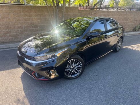 Used 2024 Kia Forte GT-Line w/ GT-Line Premium Package FWD image 1