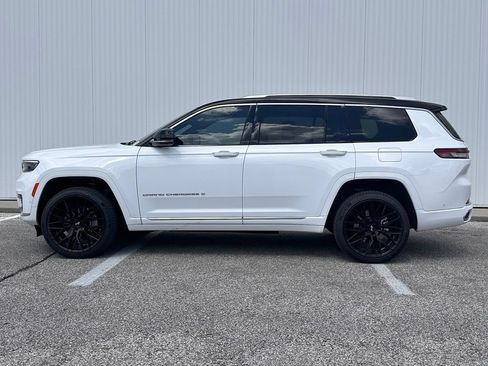 Used 2023 Jeep Grand Cherokee L Summit AWD/4WD image 3