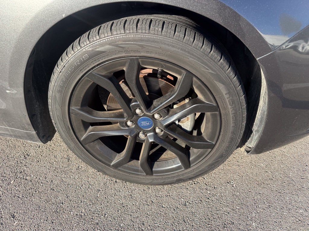 Used 2019 Ford Fusion SE w/ Equipment Group 151A FWD image 15