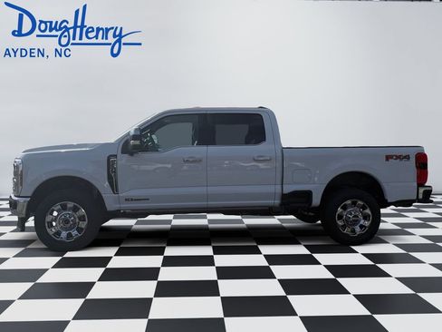 New 2026 Ford F250 Lariat w/ Lariat Ultimate Package AWD/4WD image 9