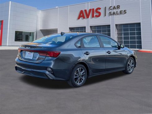 Used 2024 Kia Forte LXS image 6