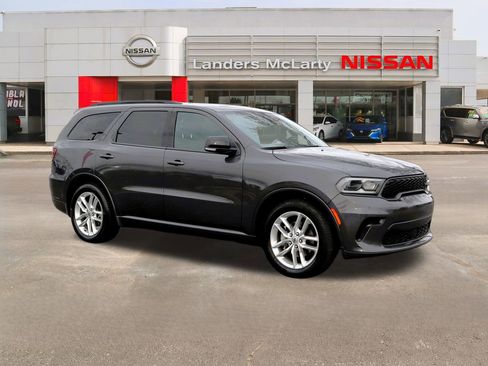 Used 2024 Dodge Durango GT image 1