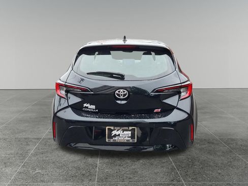 Used 2024 Toyota Corolla SE w/ SE Package FWD image 6