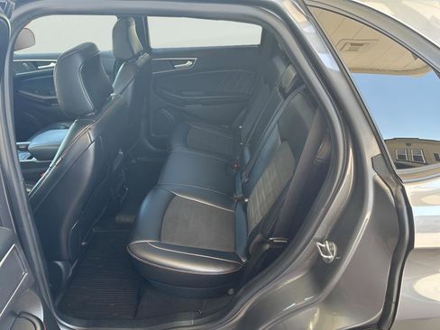 Used 2023 Ford Edge ST-Line w/ Cold Weather Package AWD/4WD image 22