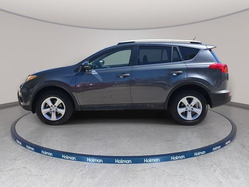 Used 2013 Toyota RAV4 XLE FWD image 9