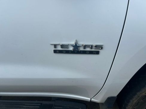 Used 2022 Chevrolet Silverado 1500 RST image 13