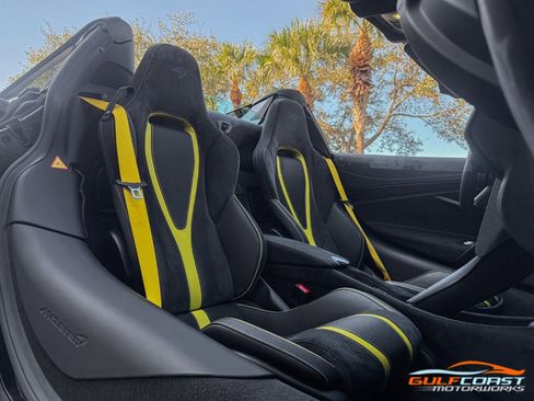 Used 2022 McLaren 720S Performance image 31