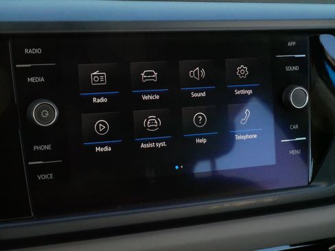 Certified 2022 Volkswagen Taos SE image 22