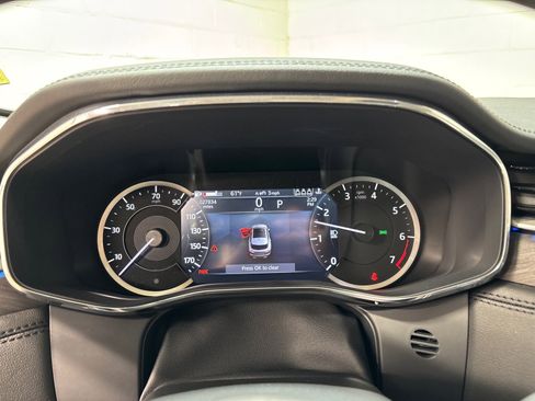 Used 2023 Jaguar F-PACE S AWD/4WD image 18