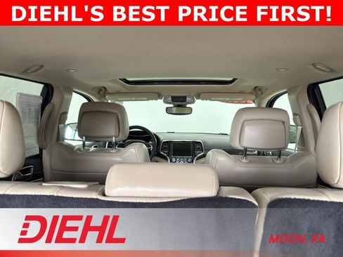 Used 2017 Jeep Grand Cherokee Limited AWD/4WD image 11