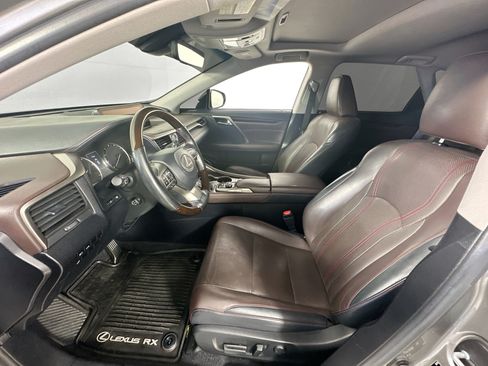 Used 2019 Lexus RX 350L FWD image 21