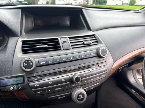 Used 2011 Honda Accord EX image 15