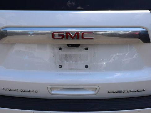 Used 2021 GMC Yukon Denali w/ Denali Ultimate Package AWD/4WD image 35