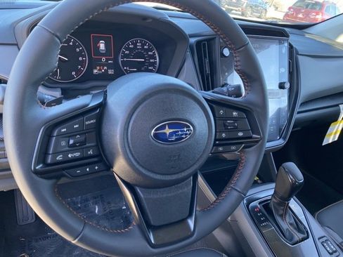 New 2025 Subaru Crosstrek 2.5i Limited w/ Crosstrek Mirror Package image 12
