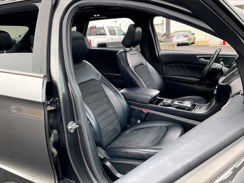 Used 2020 Ford Edge ST-Line image 7