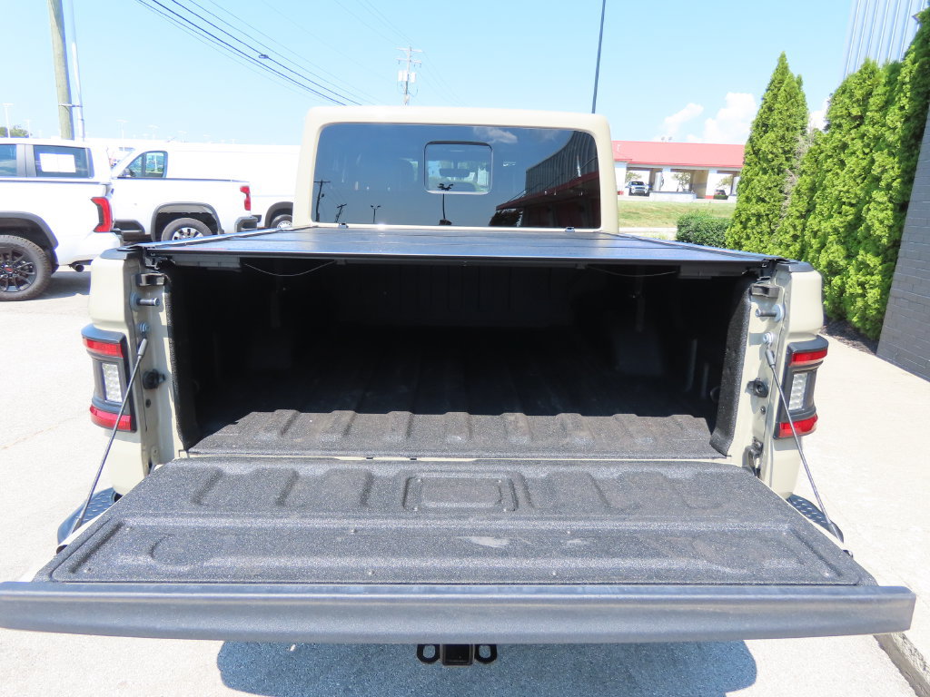 Used 2022 Jeep Gladiator Mojave w/ LED Lighting Group AWD/4WD image 26