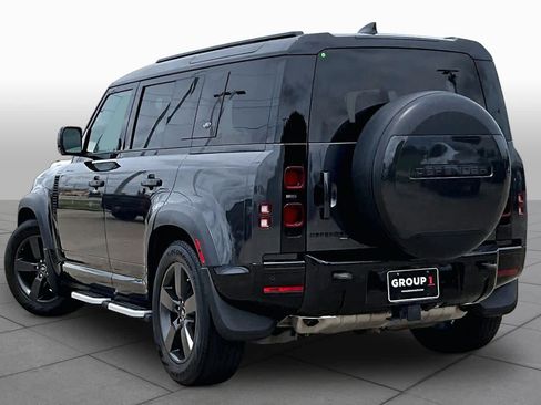 Used 2023 Land Rover Defender 110 X-Dynamic SE AWD/4WD image 12