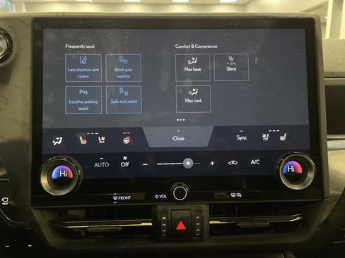 Used 2024 Lexus GX 550 image 29