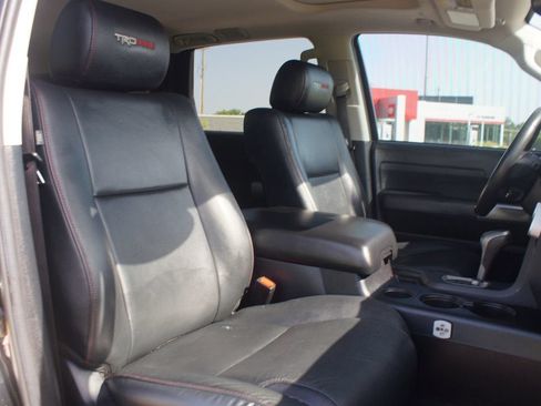 Used 2022 Toyota Sequoia TRD Pro AWD/4WD image 26