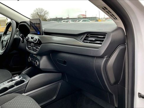 Used 2025 Ford Escape Active image 14