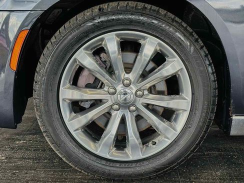 Used 2017 Chrysler 300 Limited w/ 300 Premium Group AWD/4WD image 25