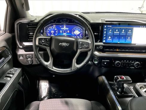 Used 2024 Chevrolet Silverado 1500 RST w/ Convenience Package II image 5