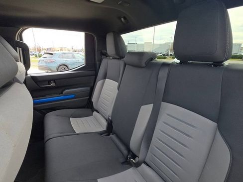 Used 2024 Toyota Tacoma TRD Sport image 18