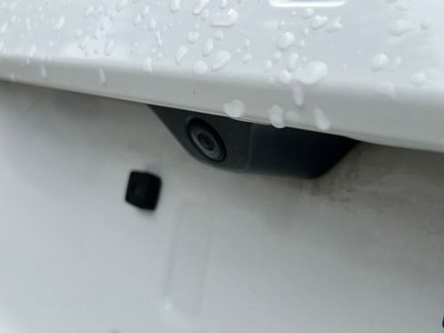 Used 2018 Jeep Grand Cherokee Limited image 35