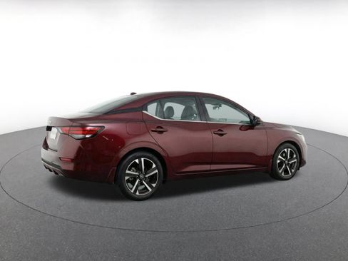 Used 2025 Nissan Sentra SV FWD image 9