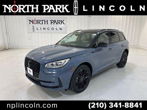 New 2026 Lincoln Corsair Reserve w/ Jet Appearance Package image 1