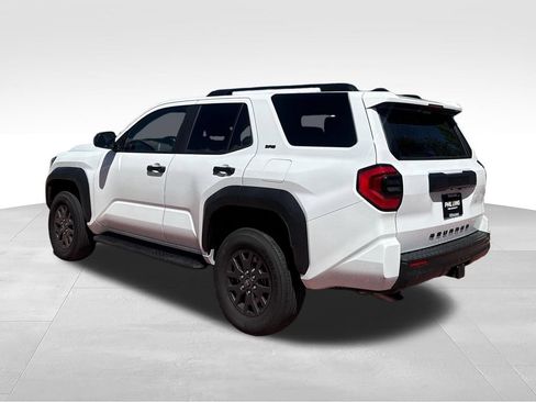 Used 2026 Toyota 4Runner SR5 AWD/4WD image 5