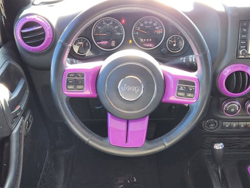 Used 2016 Jeep Wrangler 75th Anniversary image 18