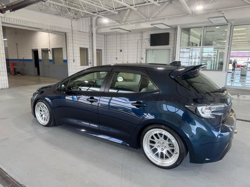 Used 2020 Toyota Corolla XSE image 6