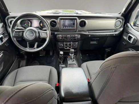 Used 2023 Jeep Wrangler Unlimited w/ Cold Weather Group AWD/4WD image 38