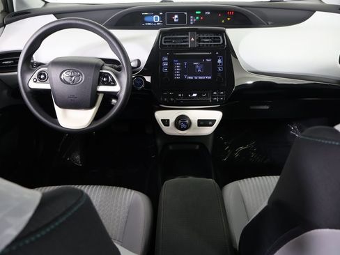 Used 2017 Toyota Prius Two w/ Carpet Mat Package image 20