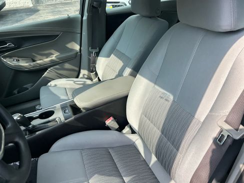 Used 2016 Chevrolet Impala LS FWD image 12