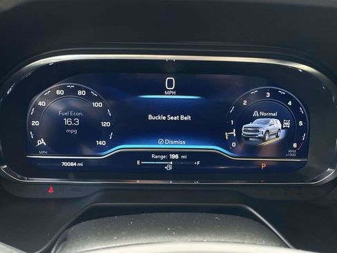 Used 2024 Chevrolet Tahoe Z71 w/ Luxury Package image 23