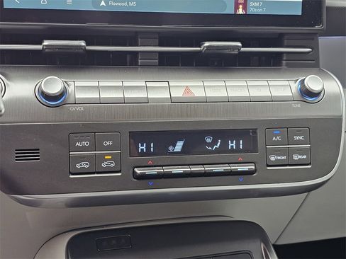 Certified 2025 Hyundai Kona Limited image 20