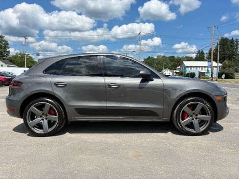 Used 2016 Porsche Macan Turbo AWD/4WD image 6