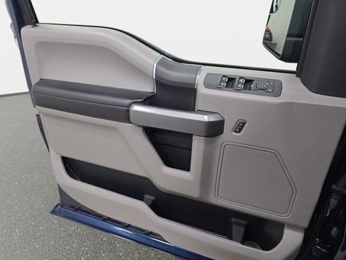 Used 2018 Ford F150 XLT AWD/4WD image 27