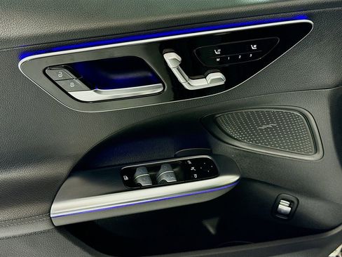 Used 2023 Mercedes-Benz C 300 Sedan image 23