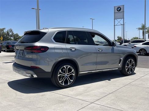 New 2026 BMW X5 sDrive40i w/ Premium Package image 6