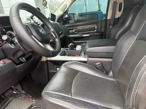 Used 2016 RAM 2500 Laramie w/ Sport Appearance Group AWD/4WD image 4
