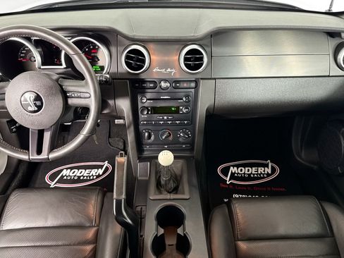 Used 2007 Ford Mustang Shelby GT500 RWD image 23