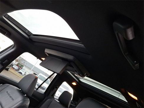 Used 2021 Honda Pilot Black Edition image 13