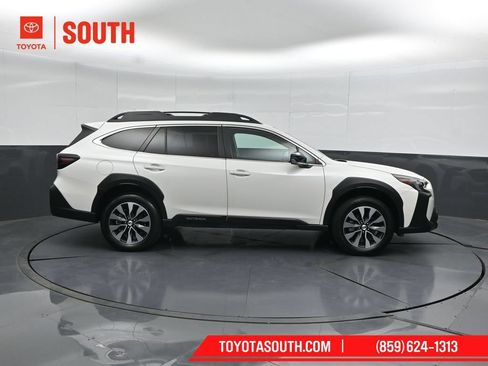 Used 2024 Subaru Outback Limited AWD/4WD image 3
