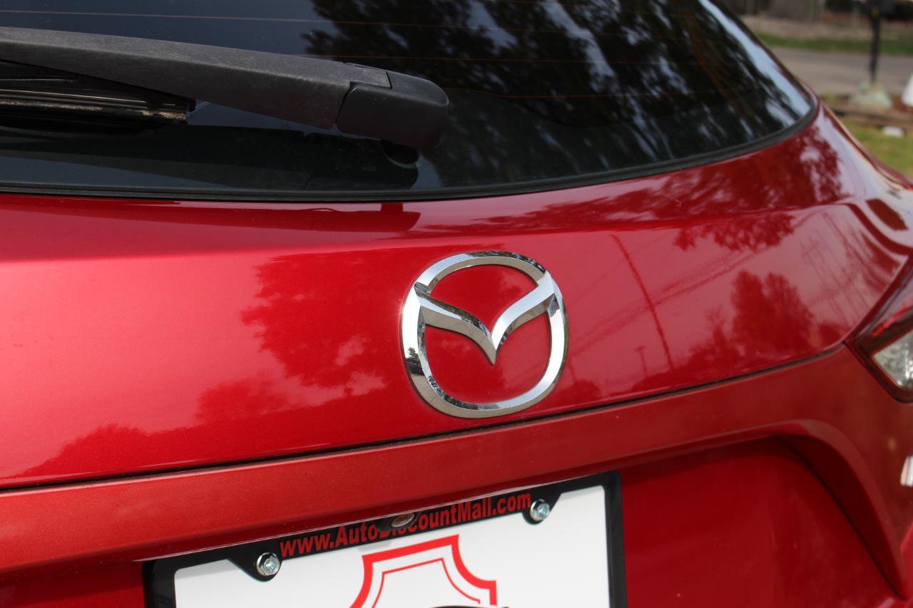Used 2016 MAZDA MAZDA3 i Touring FWD image 41