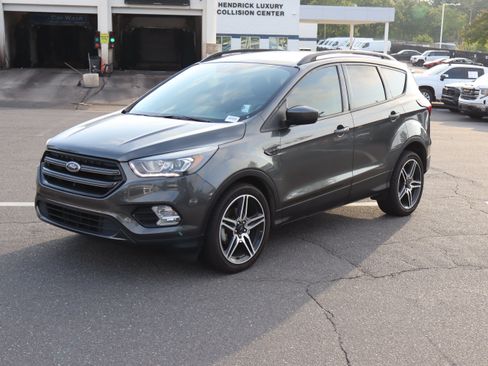 Used 2019 Ford Escape SEL FWD image 16