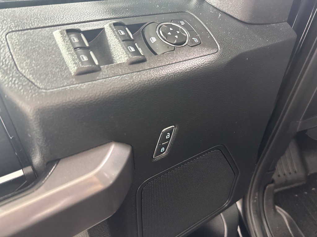 Used 2019 Ford F150 XLT w/ Equipment Group 302A Luxury AWD/4WD image 19